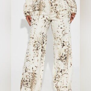 Stylish Cream and Brown Flare Jeans